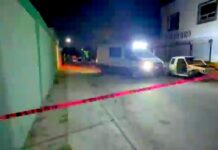 Hallan a persona muerta en la vía pública