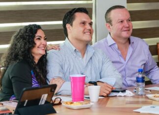 Diputados del Grupo Parlamentario , MORENA/PT llevan plenaria legislativa en Ciudad Mante, Tamaulipas.