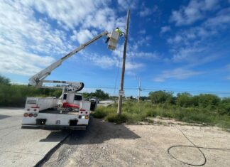 Realiza Gobierno de Reynosa trabajo de mantenimiento de alumbrado público