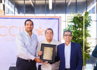 *Homenaje al Mtro. Rosendo Martínez Gómez.