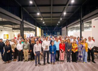 Presentó Alcalde Carlos Peña Ortiz “El Padre de la Democracia” con su autor Felipe Ávila Espinosa