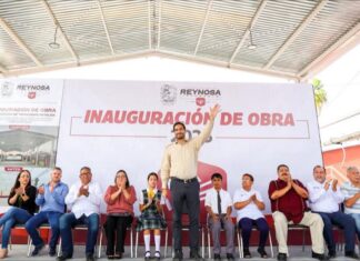 Entregó Carlos Peña Ortiz Techumbre Metálica a la escuela primaria Aquiles Serdán