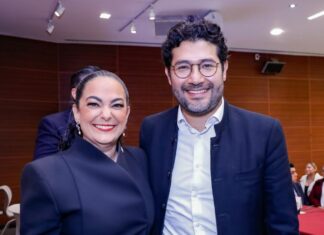 *La cuarta transformación es aliada de las trabajadoras y los trabajadores que mueven a Mexico*