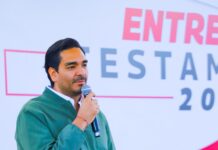 *Promueven Carlos y Alejandra futuro de tranquilidad con Entrega de Testamentos 2026*