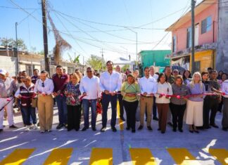 *Inauguraron Carlos Peña Ortiz y vecinos, una calle más en Ampliación 16 de Septiembre*