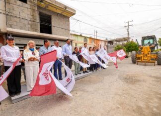 *Dio Carlos Peña Ortiz inicio a obra de pavimentación en Lomas del Villar*