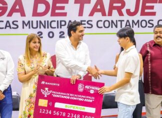 *Apuesta Alcalde Carlos Peña Ortiz por educación de jóvenes universitarios con Becas Municipales*