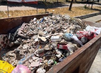 *Dan Mal uso a contenedores de basura*