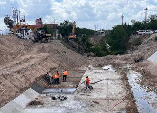*Continúa Gobierno de Carlos Peña Ortiz con la rehabilitación del puente vehicular en Hacienda Las Fuentes*