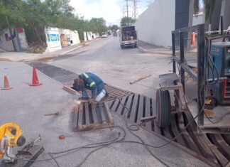 *Reparó Servicios Públicos rejilla pluvial en carretera Reynosa a Río Bravo*