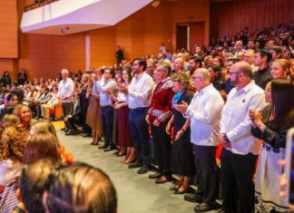 *Inauguraron Gobernador Américo Villarreal Anaya y Alcalde Carlos Peña Ortiz XXXIII Festival Internacional en la Costa del Seno Mexicano*