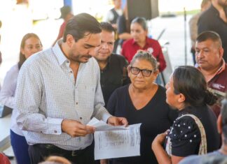 *Lleva Alcalde de Reynosa beneficios de los programas de bienestar social a las colonias*